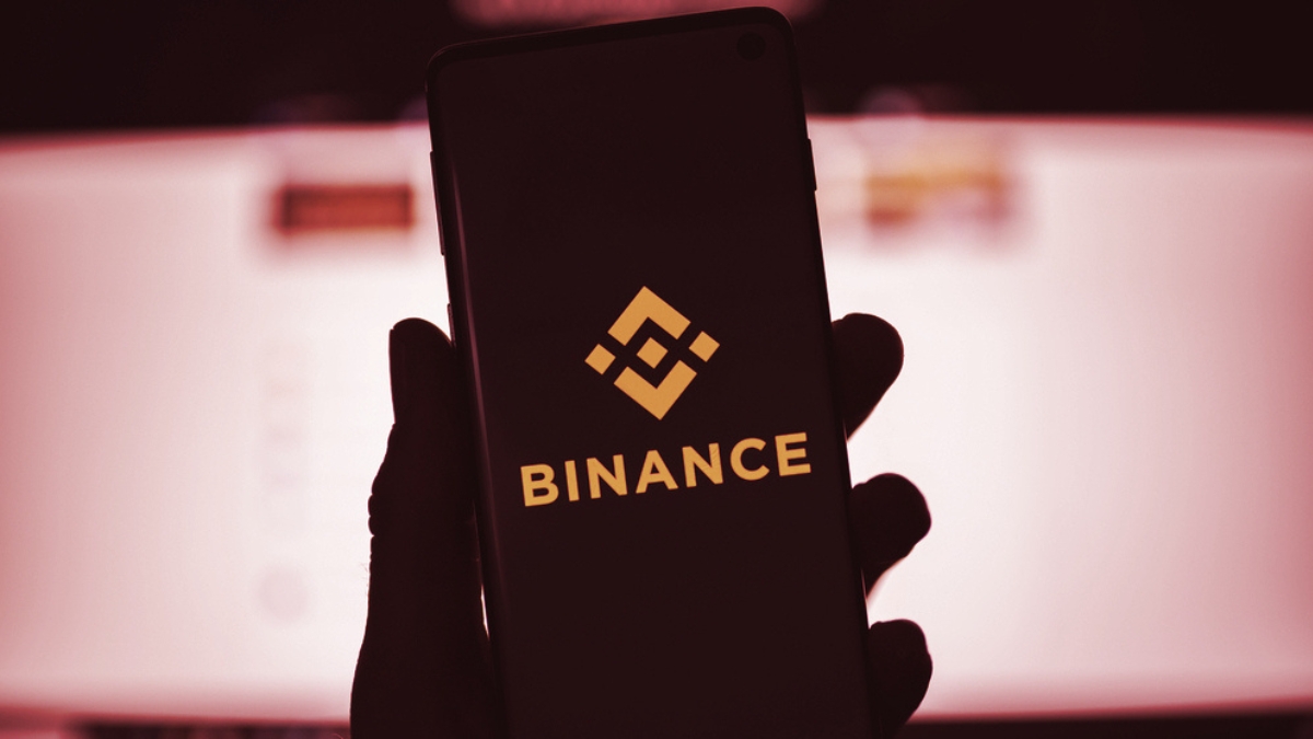Binance faces pressure to hold the top spot reveals report | Headlines | News | CoinMarketCap